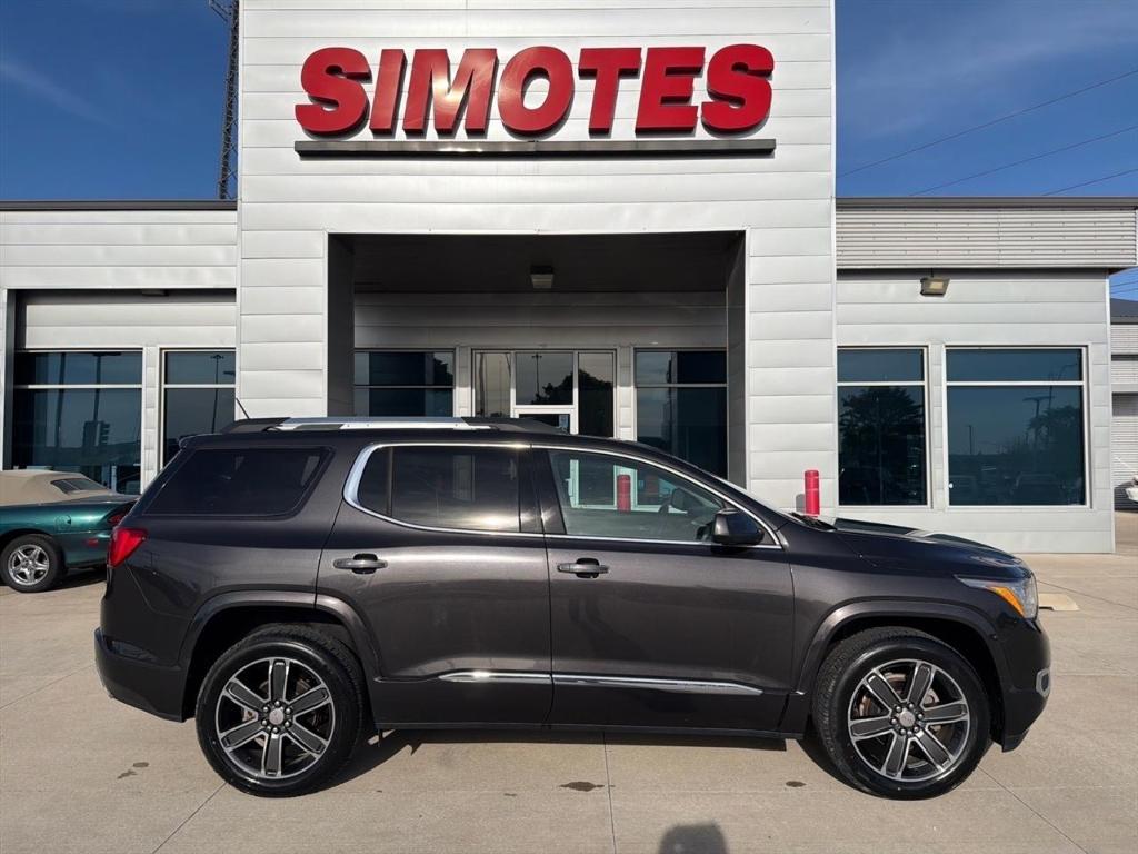 used 2018 GMC Acadia car, priced at $27,354