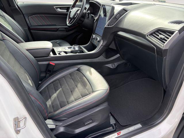 used 2024 Ford Edge car, priced at $31,495