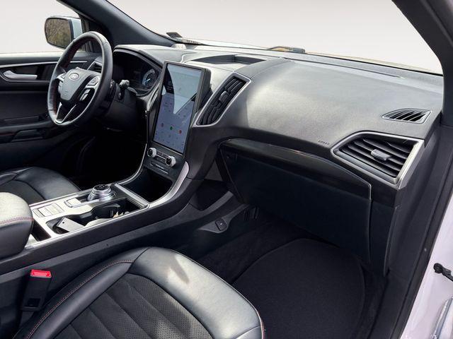 used 2024 Ford Edge car, priced at $31,495