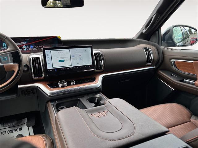 new 2025 Ford Expedition Max car, priced at $85,790