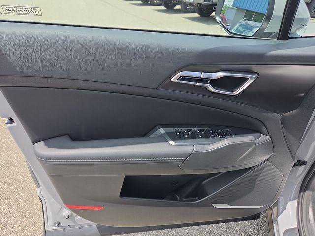used 2026 Kia Sportage Hybrid car, priced at $33,374