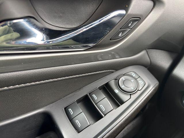 used 2023 Chevrolet Traverse car, priced at $29,735