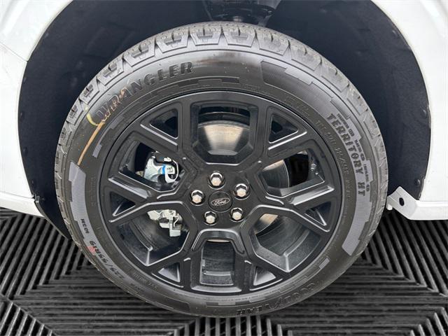 new 2025 Ford Maverick car, priced at $37,120