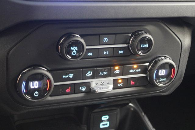 new 2025 Ford Bronco car, priced at $48,435