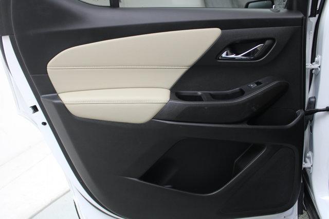 used 2023 Chevrolet Traverse car, priced at $24,722