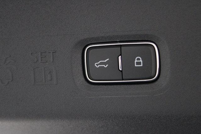 new 2025 Ford Expedition car, priced at $91,510