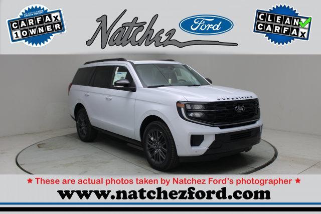 new 2025 Ford Expedition car, priced at $85,230