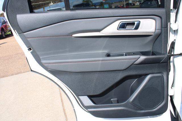 new 2025 Ford Explorer car, priced at $46,460