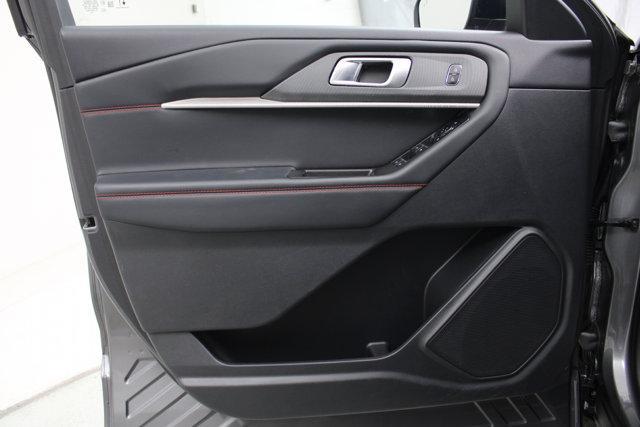 used 2025 Ford Explorer car, priced at $37,256