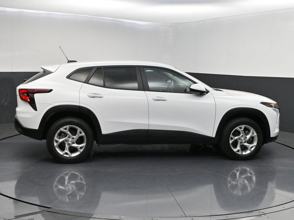 used 2024 Chevrolet Trax car, priced at $18,525