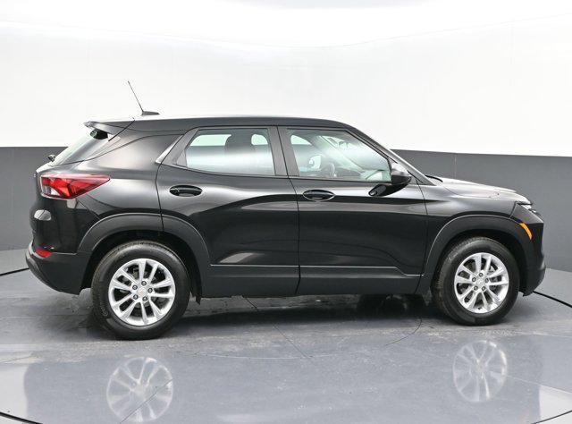 used 2025 Chevrolet TrailBlazer car, priced at $21,495