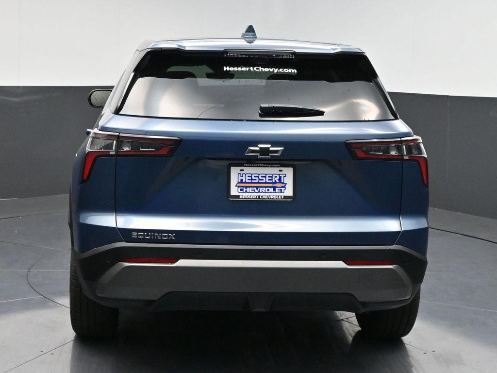 new 2026 Chevrolet Equinox car, priced at $35,205