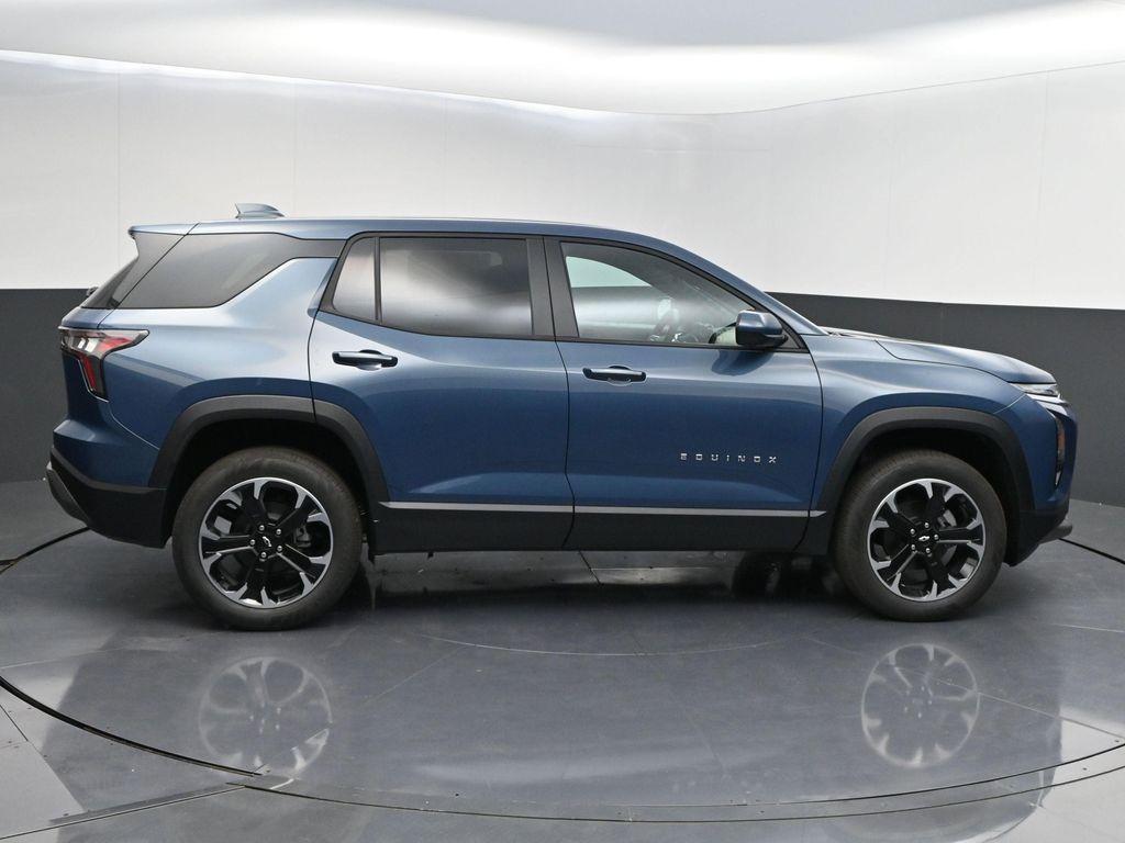 new 2026 Chevrolet Equinox car, priced at $35,205