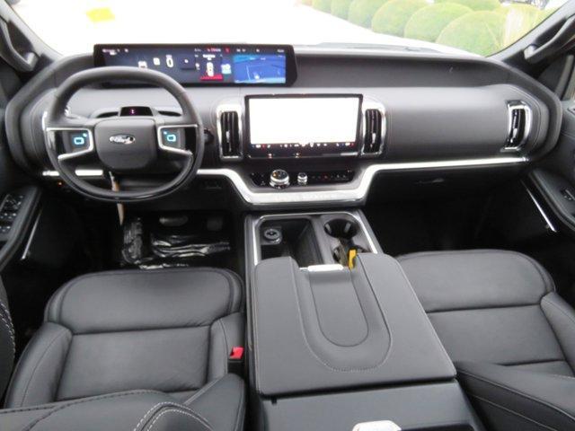 new 2025 Ford Expedition car, priced at $82,121