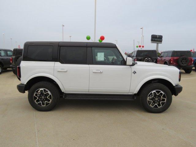 new 2025 Ford Bronco car, priced at $50,676