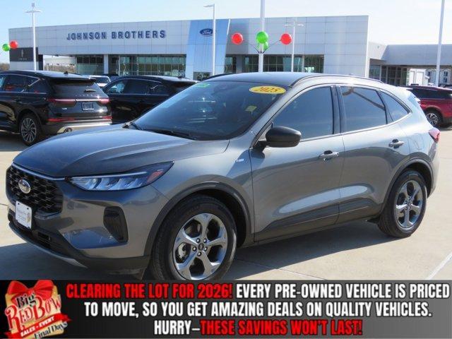 used 2025 Ford Escape car, priced at $27,799