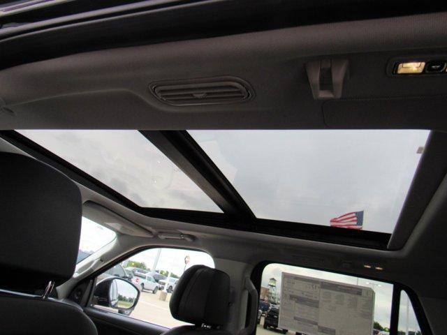new 2026 Lincoln Navigator car, priced at $98,603