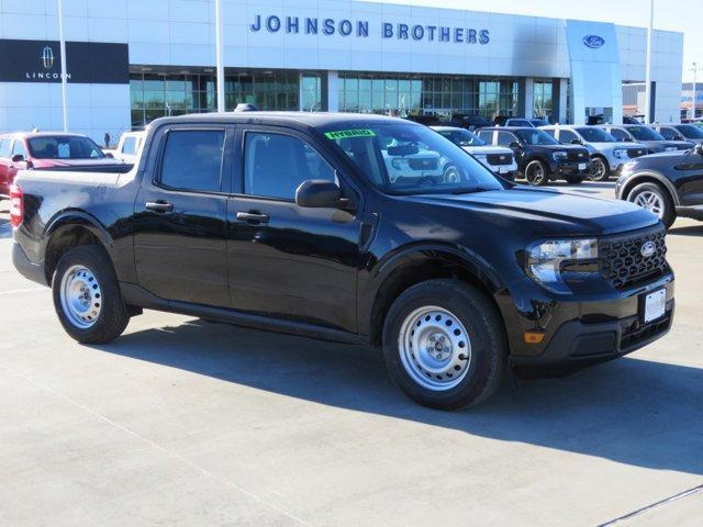 new 2025 Ford Maverick car, priced at $29,940