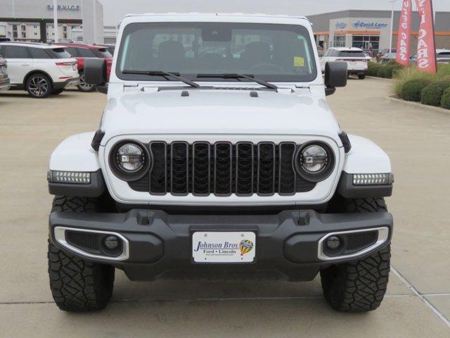 used 2024 Jeep Gladiator car, priced at $36,798