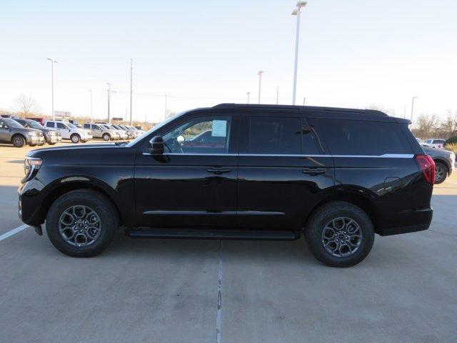 new 2025 Ford Expedition car, priced at $63,177