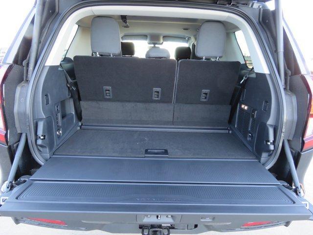 new 2025 Ford Expedition car, priced at $63,177