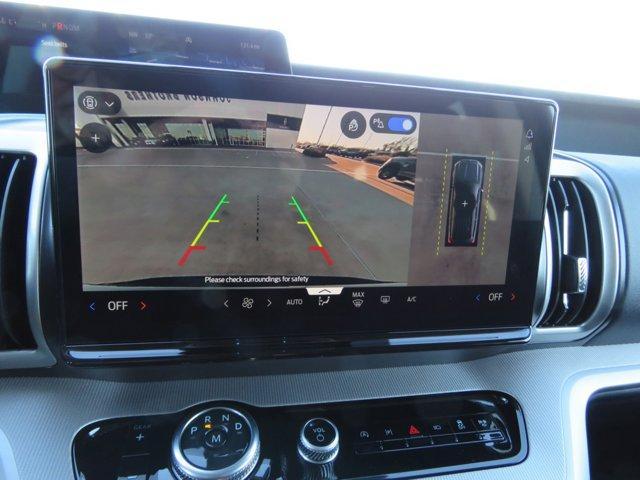 new 2025 Ford Expedition car, priced at $63,177