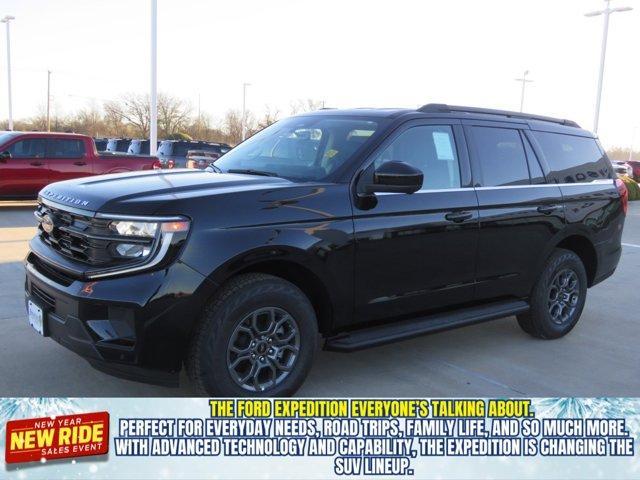 new 2025 Ford Expedition car, priced at $63,177