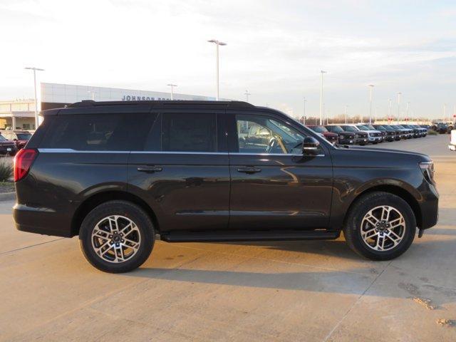 new 2026 Ford Expedition car, priced at $67,101