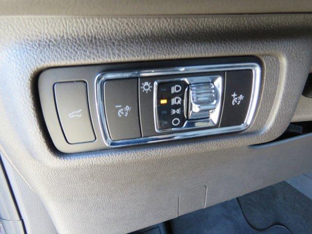 used 2023 Lincoln Corsair car, priced at $30,996