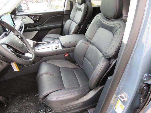 new 2026 Lincoln Aviator car, priced at $79,670