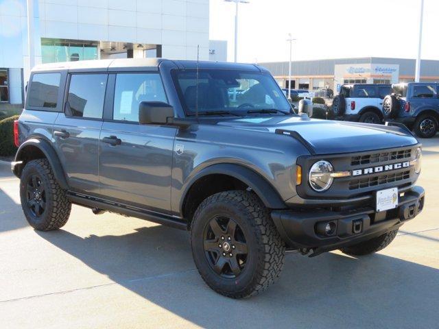 new 2025 Ford Bronco car, priced at $51,405