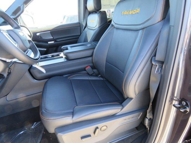 new 2025 Ford Expedition car, priced at $81,739