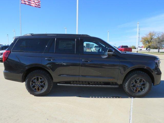 new 2025 Ford Expedition car, priced at $81,739