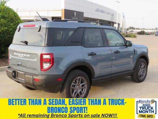 new 2025 Ford Bronco Sport car, priced at $33,440