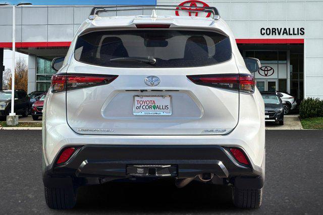 new 2026 Toyota Highlander car, priced at $48,077