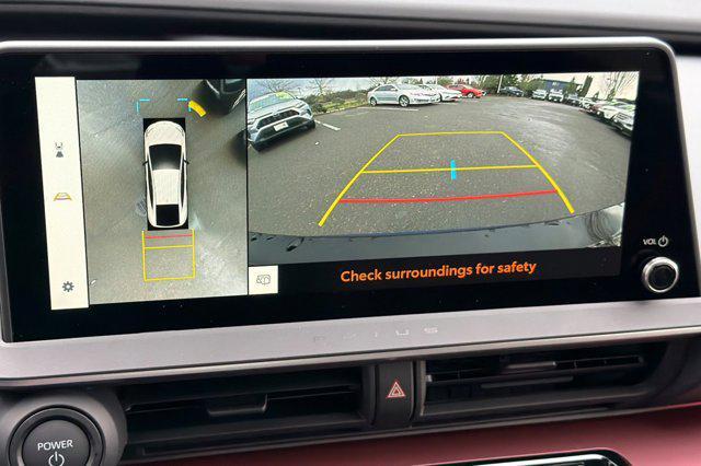 new 2026 Toyota Prius Plug-In Hybrid car, priced at $43,318