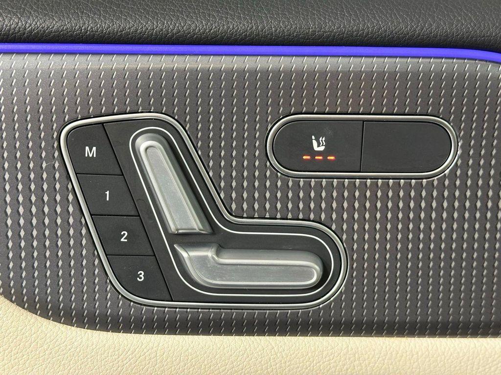 used 2020 Mercedes-Benz GLB 250 car, priced at $23,980