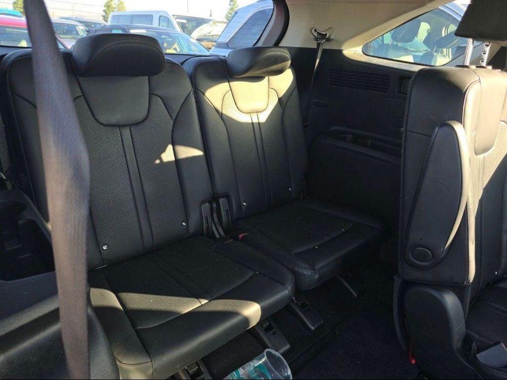 used 2022 Kia Sorento Hybrid car, priced at $21,980