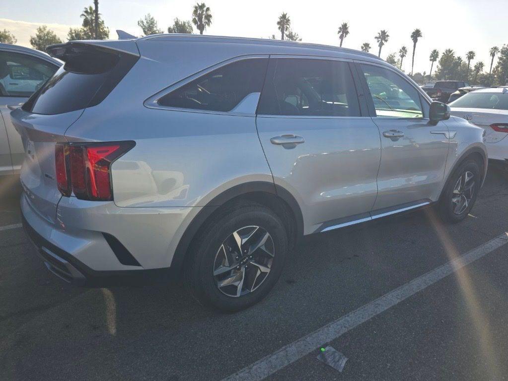 used 2022 Kia Sorento Hybrid car, priced at $21,980