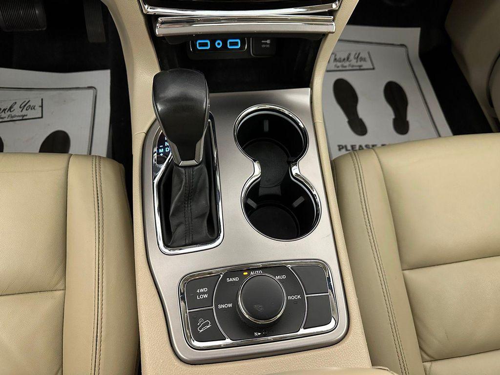 used 2021 Jeep Grand Cherokee car, priced at $23,980