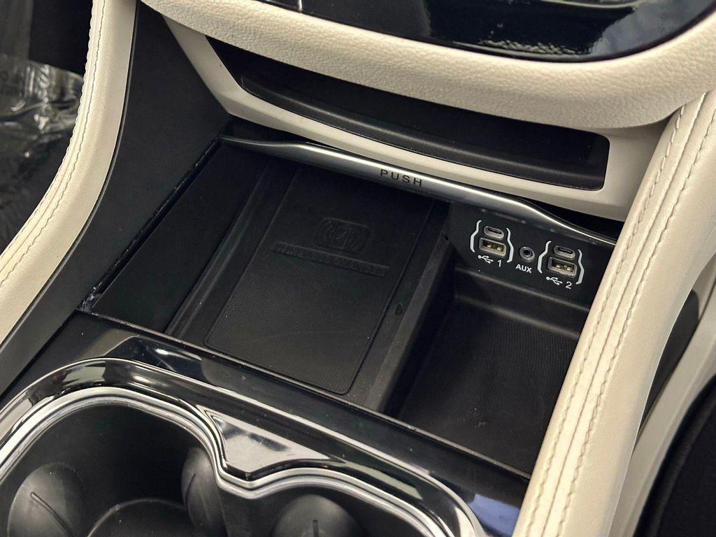 used 2024 Chrysler Pacifica car, priced at $31,980