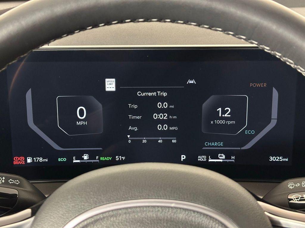 used 2025 Kia Sorento Hybrid car, priced at $34,980