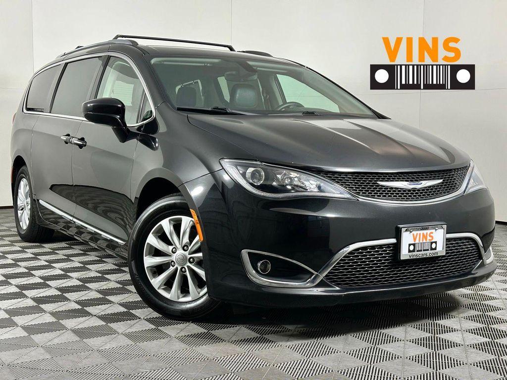 used 2018 Chrysler Pacifica car, priced at $14,220