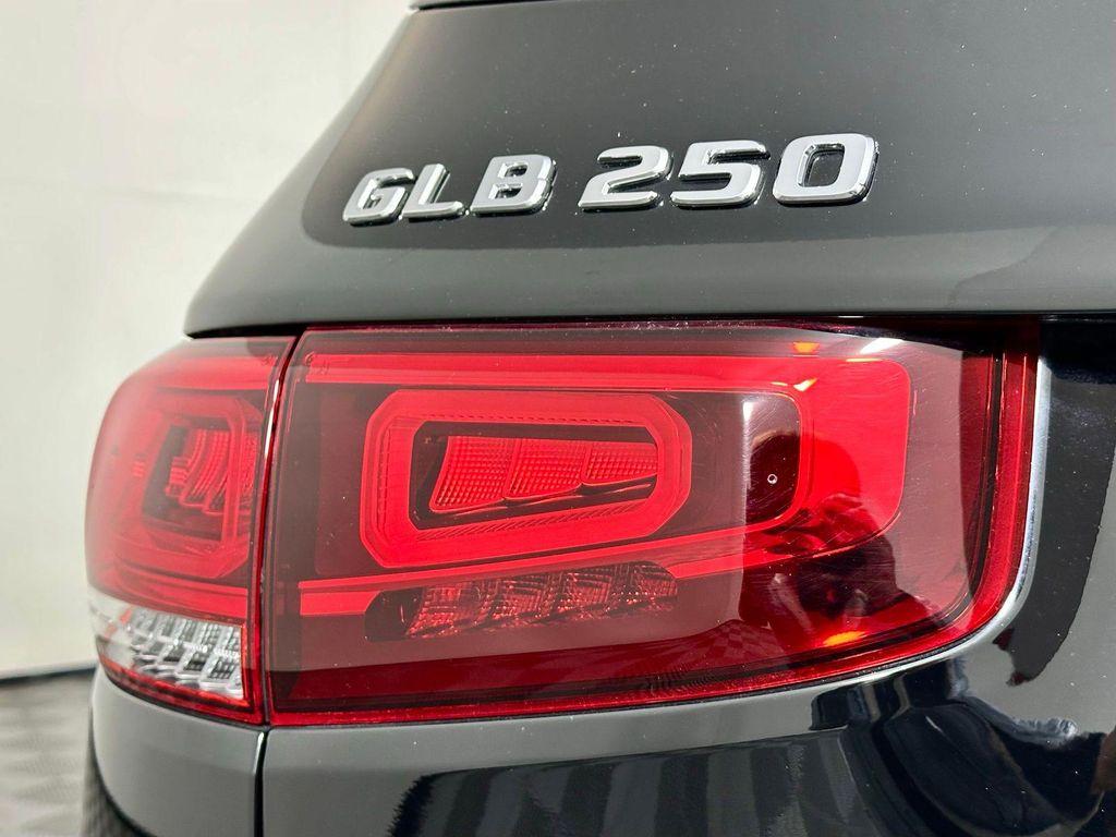 used 2022 Mercedes-Benz GLB 250 car, priced at $29,420