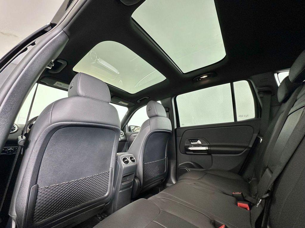 used 2022 Mercedes-Benz GLB 250 car, priced at $29,420