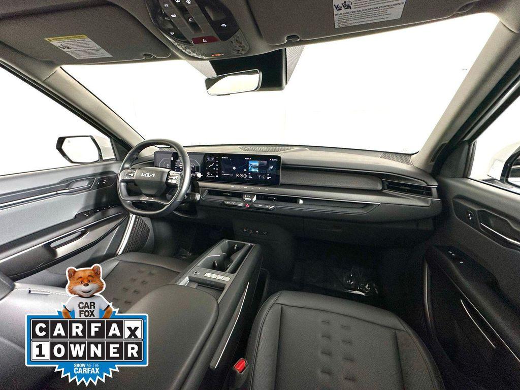 used 2025 Kia EV9 car, priced at $35,700