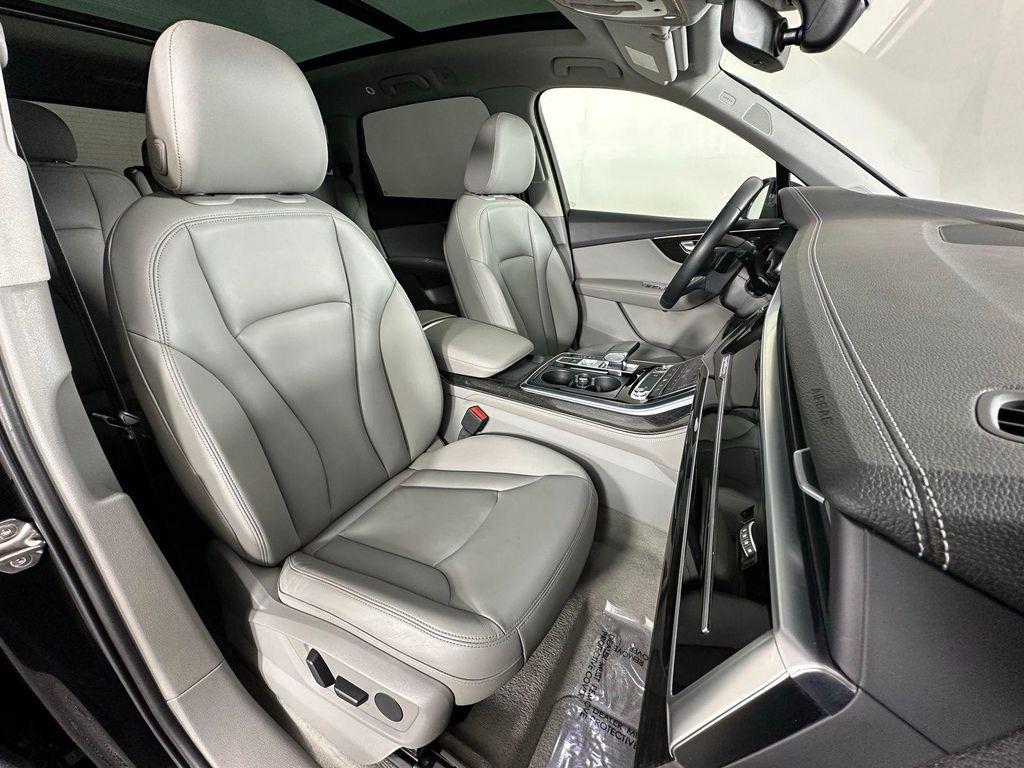 used 2023 Audi Q7 car, priced at $36,200