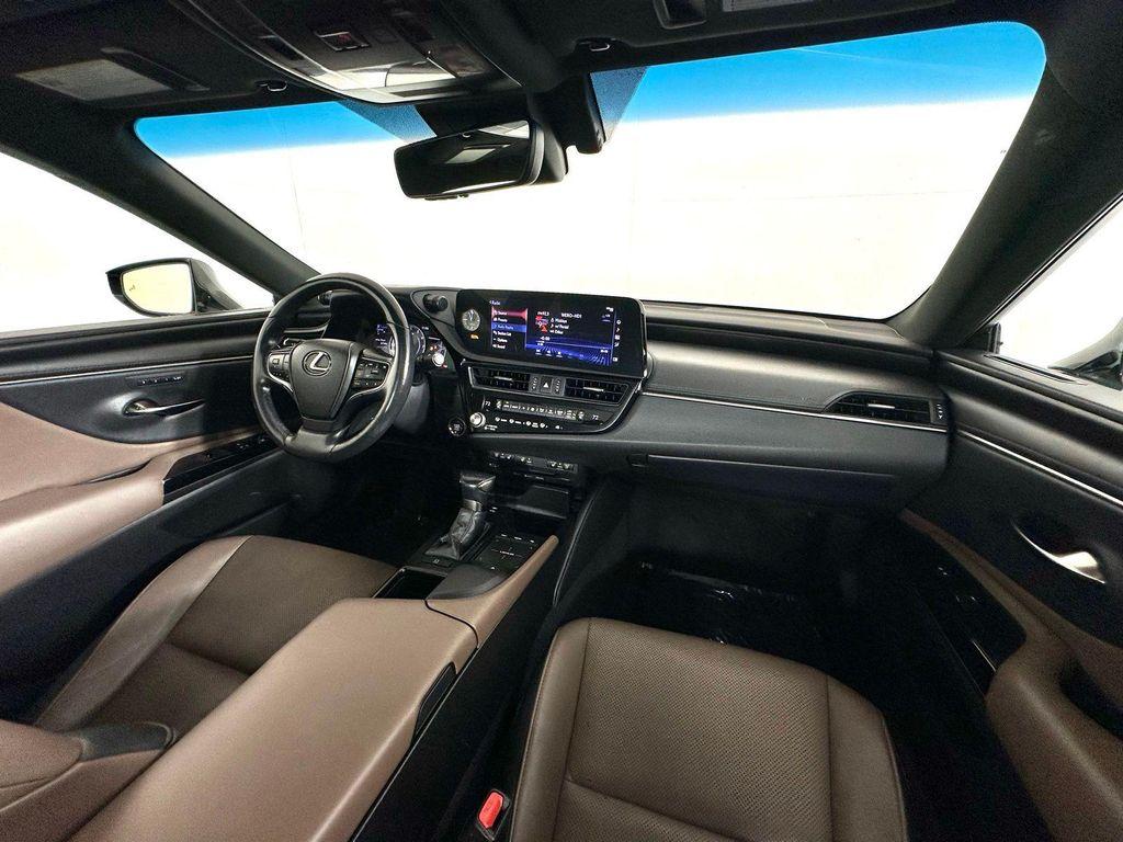 used 2022 Lexus ES 350 car, priced at $33,980