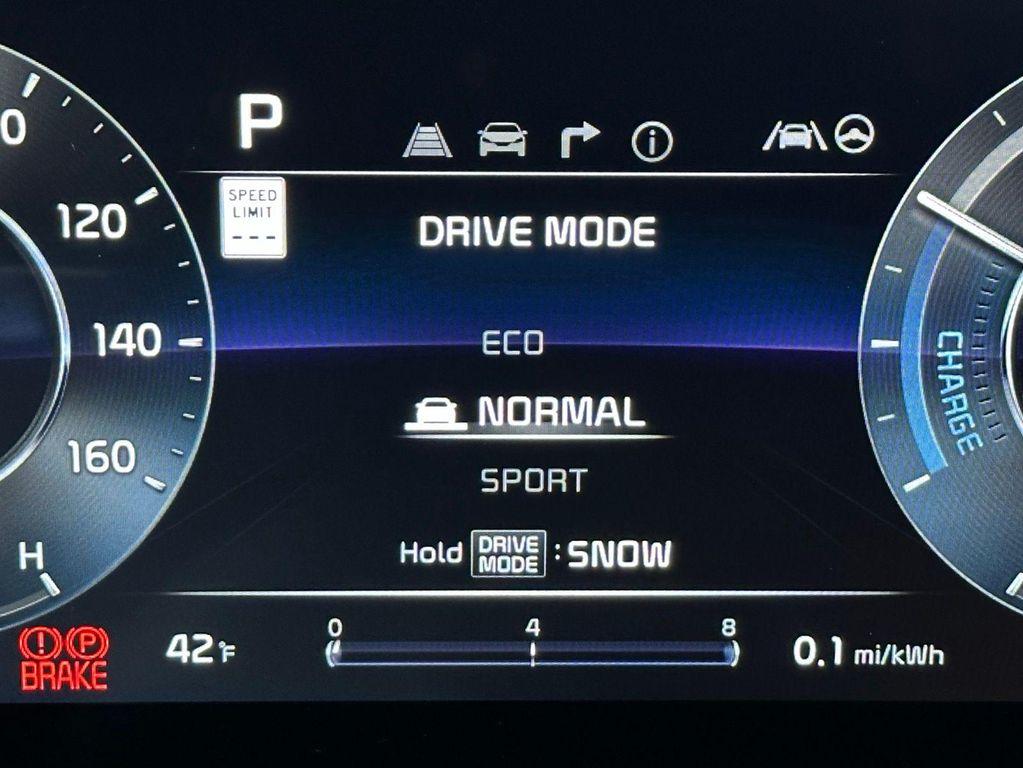 used 2024 Kia Niro EV car, priced at $23,720