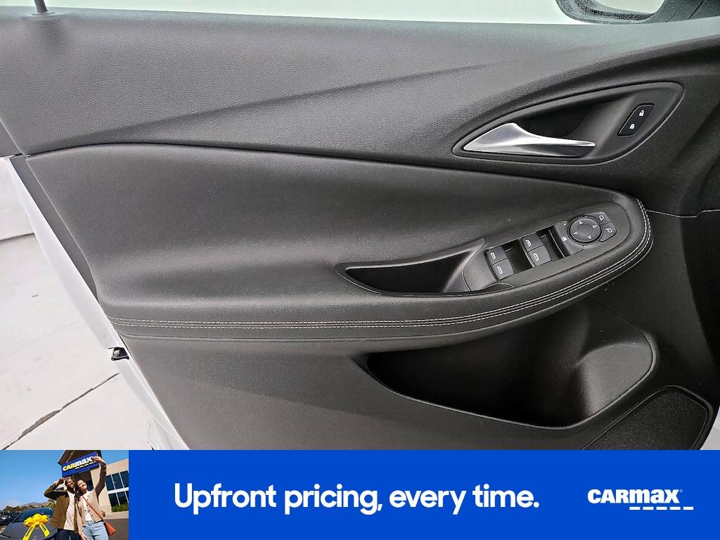 used 2025 Buick Encore GX car, priced at $21,998